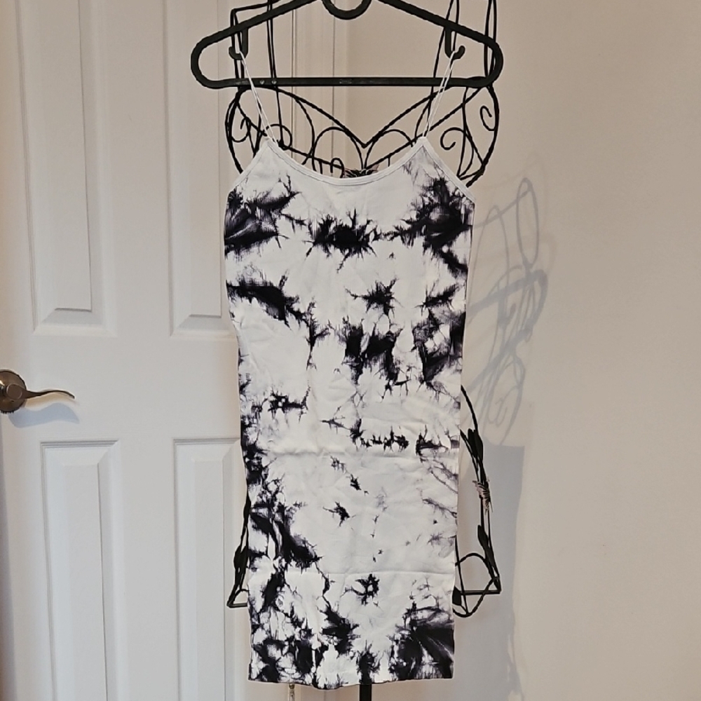 Black and White Tie-Dye Dress